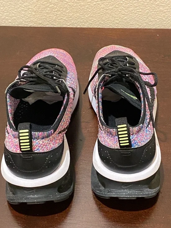 Nike Air Max Flyknit Racer DM9073-300 Multi-Color Black Green Women's Size 7.5 - Picture 4 of 8